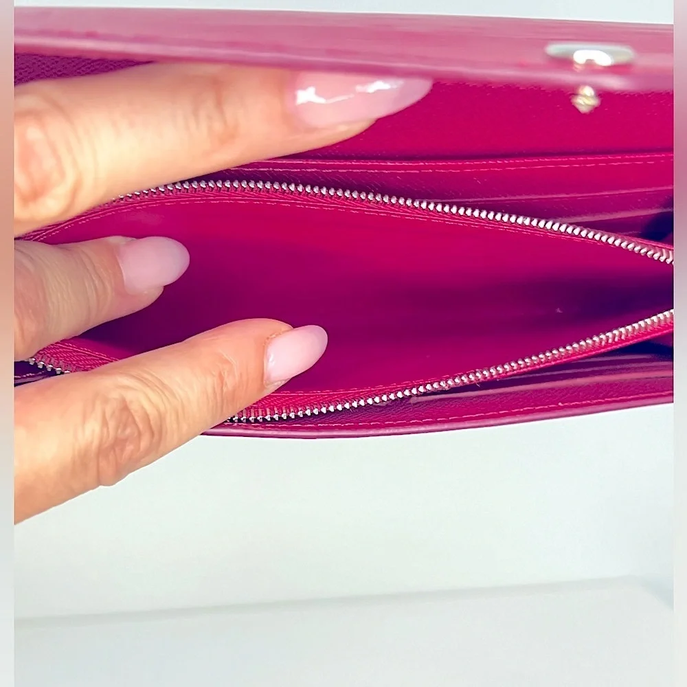 Louis Vuitton Epi Magenta Portefeuille Sarah Leather Snap Zip Wallet COA